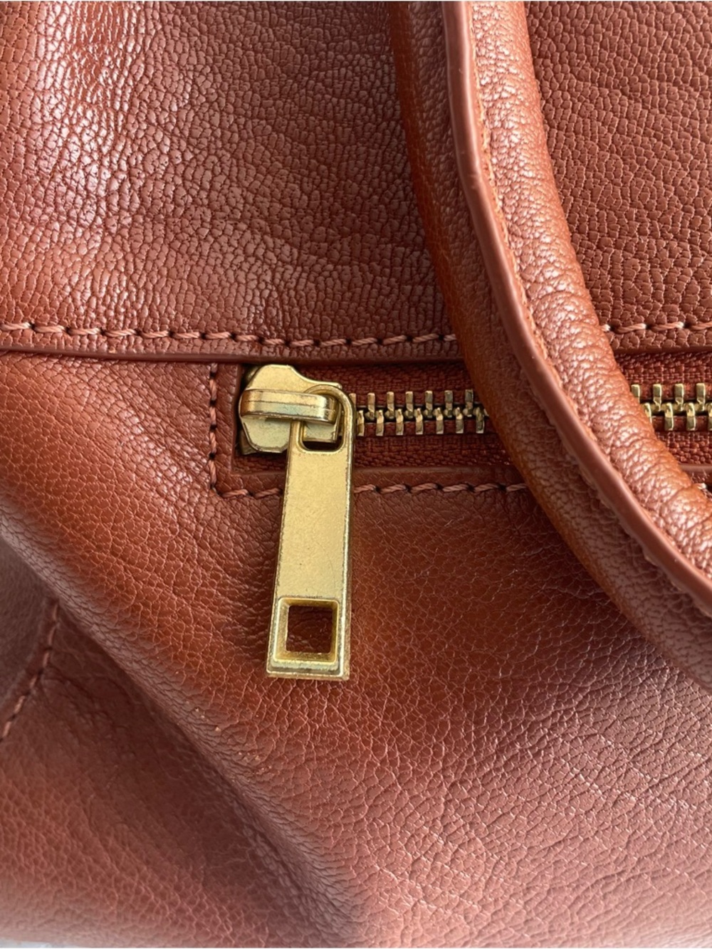 Rich Brown RACHEL ROY Leather Handbag w/ Gold Toned Hardware  Doctor Style #766 - Picture 2 of 10